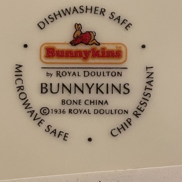 Vintage Bunnykins Royal Doulton Set Bone China bowl & spoon-NEW in box - Picture 5 of 10